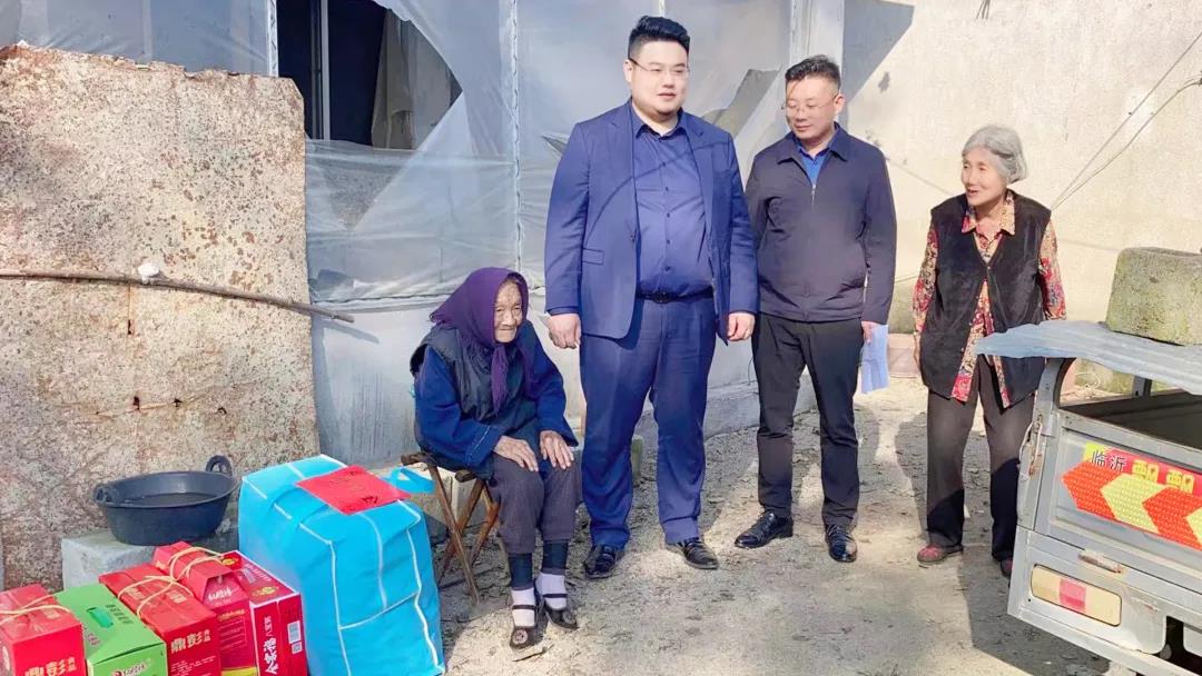 夕陽無限好，敬老情更濃——東岳機械走訪百歲老人