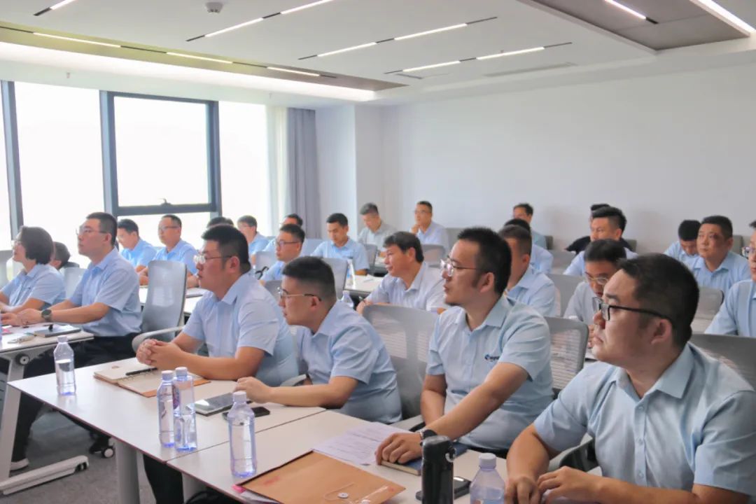 2024年上半年中層管理干部述職會議：述職曬答卷，砥礪再奮進。